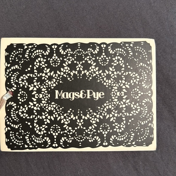 Matte Silver / Gray Sequin Mini Skirt NWT - Picture 4 of 4